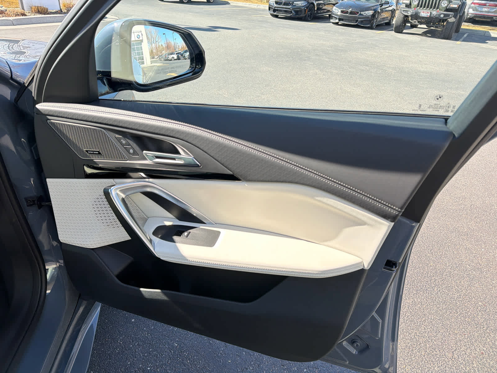 Certified 2026 BMW X2 xDrive28i image 19