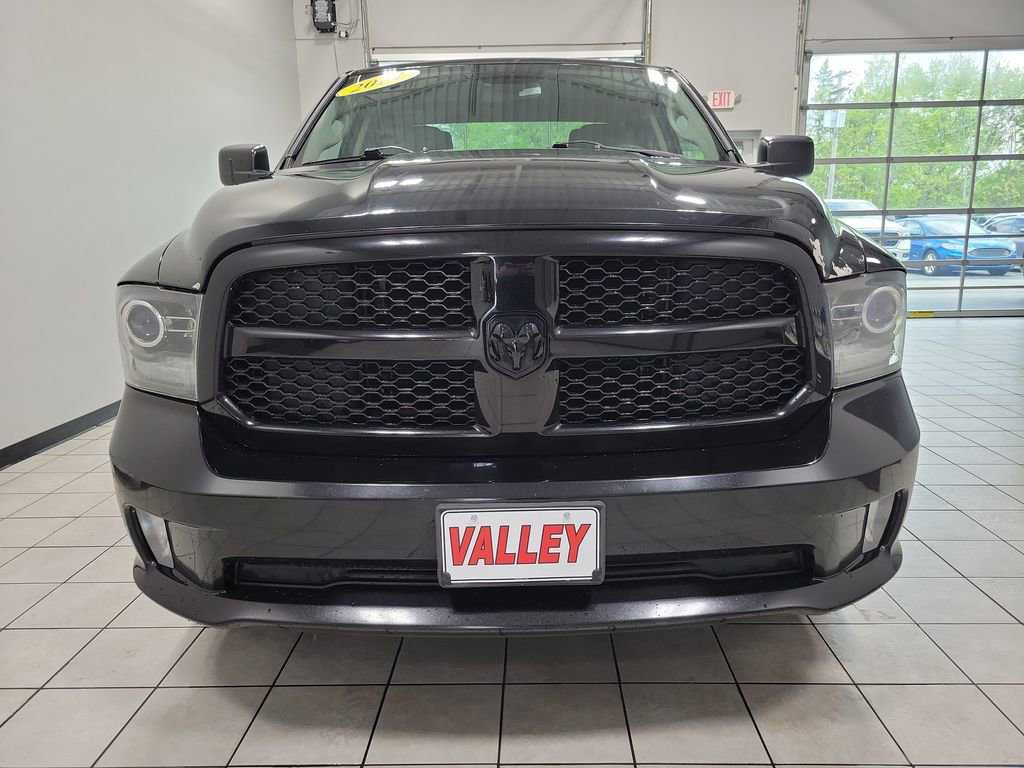 Used 2014 RAM 1500 Express w/ Black Ram 1500 Express Group AWD/4WD image 5
