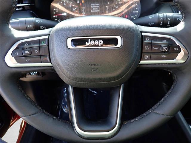 Used 2023 Jeep Compass Limited AWD/4WD image 16
