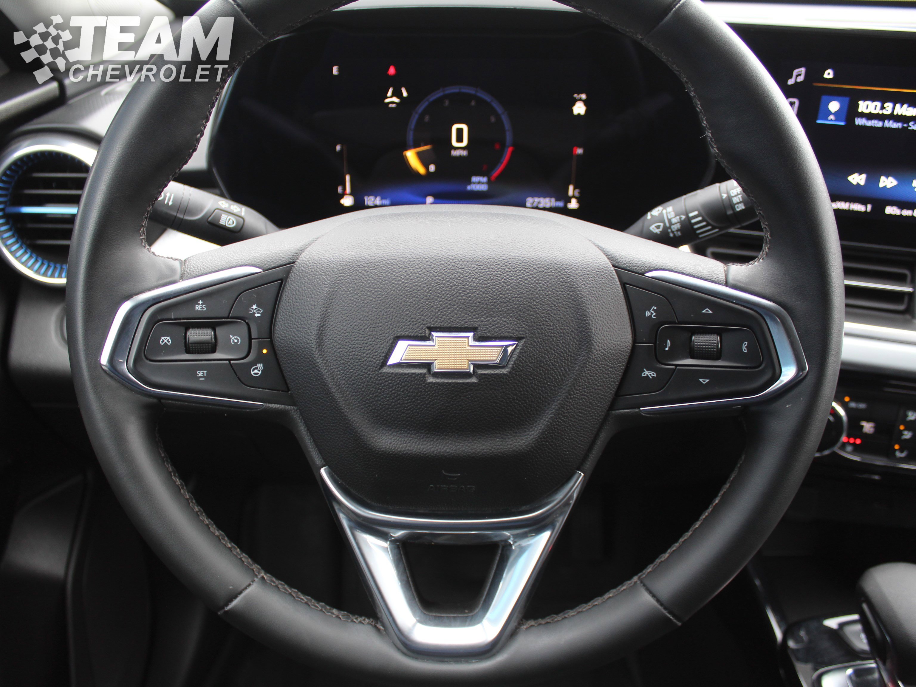 Certified 2024 Chevrolet Trax LT w/ Driver Confidence Package image 13