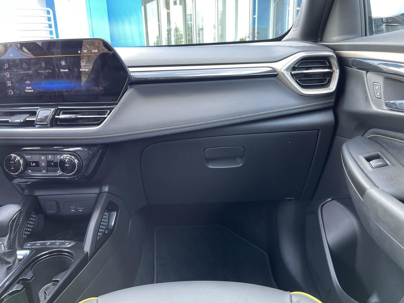 Used 2024 Chevrolet TrailBlazer ACTIV w/ Convenience Package FWD image 31