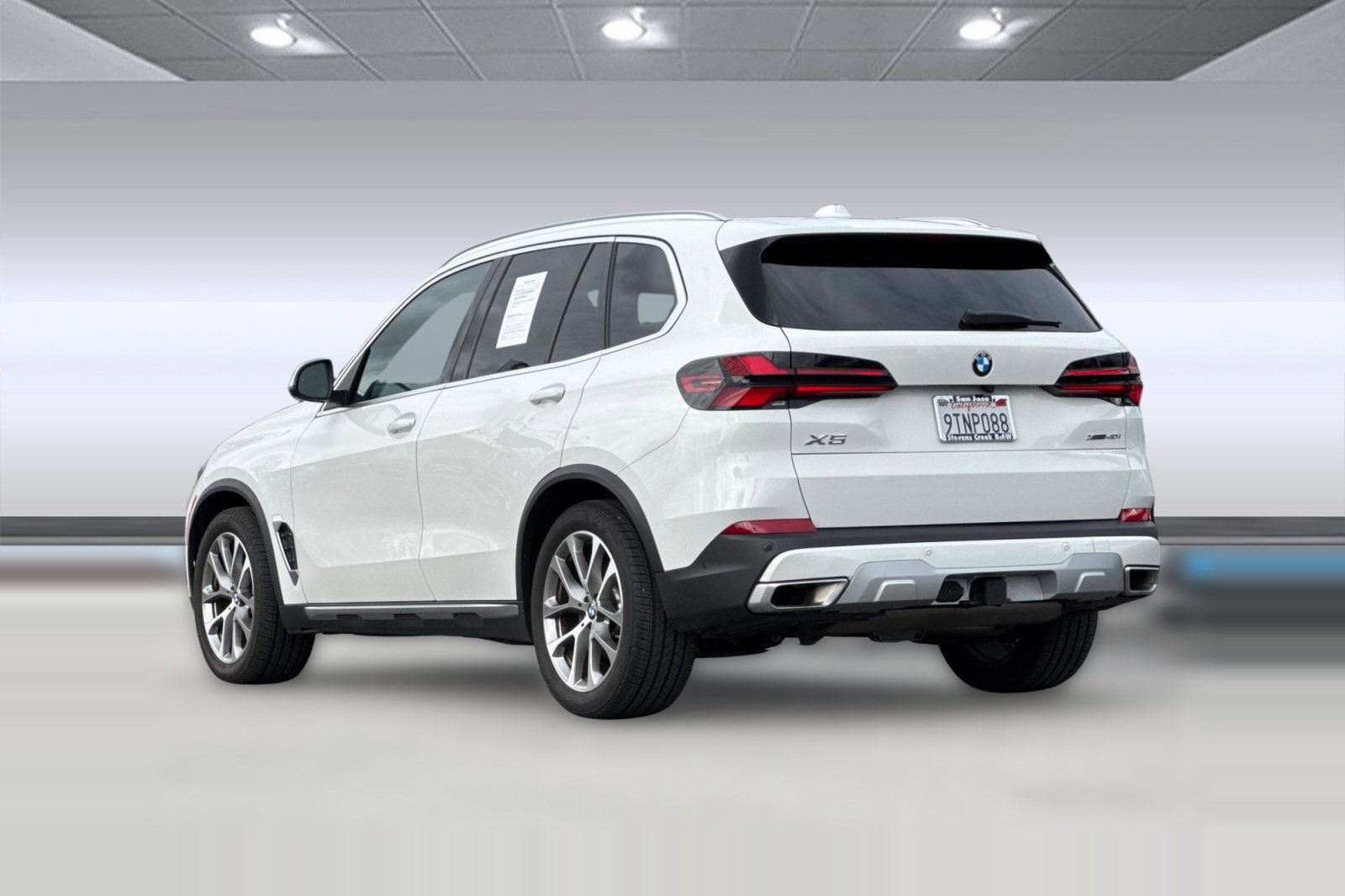 Used 2025 BMW X5 xDrive40i image 3