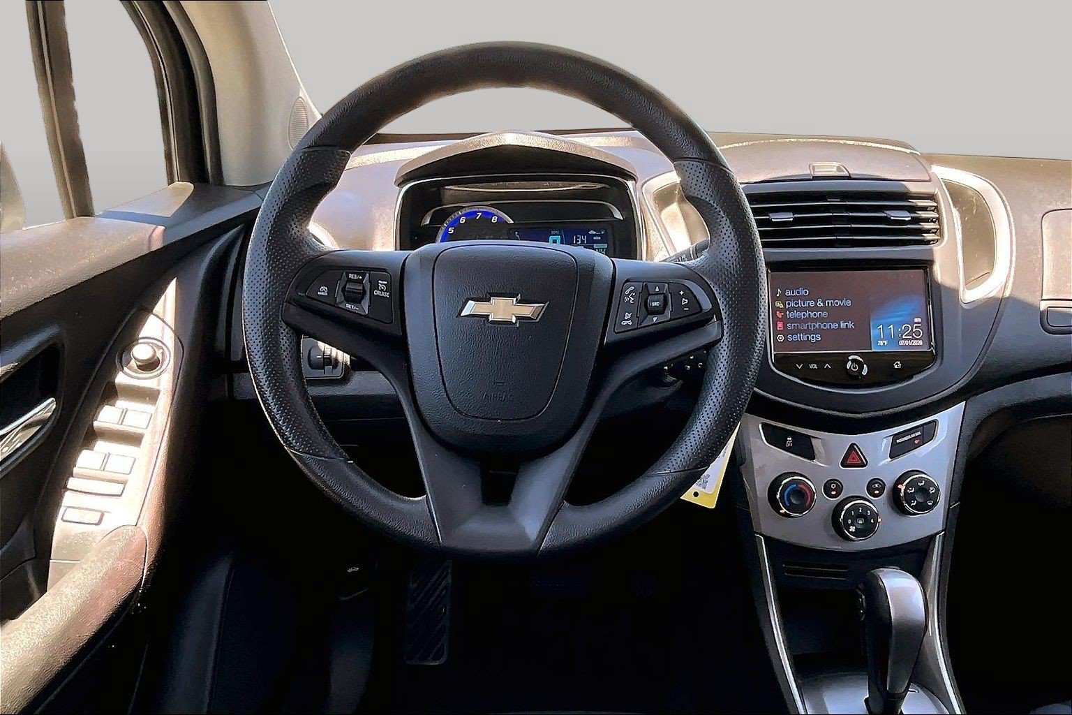 Used 2016 Chevrolet Trax LT AWD/4WD image 5
