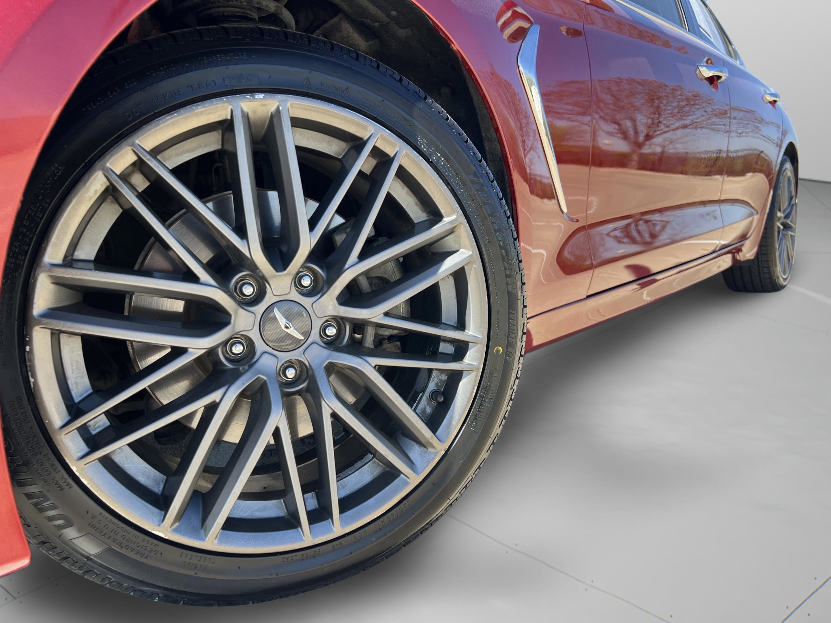 Used 2020 Genesis G70 2.0T image 39