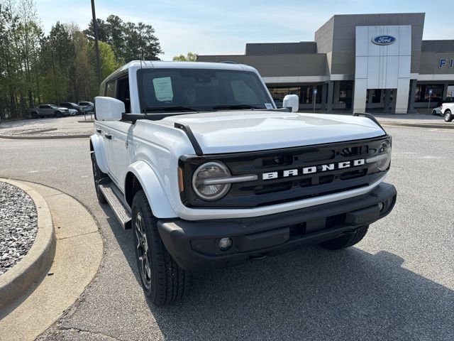 New 2026 Ford Bronco Outer Banks image 3