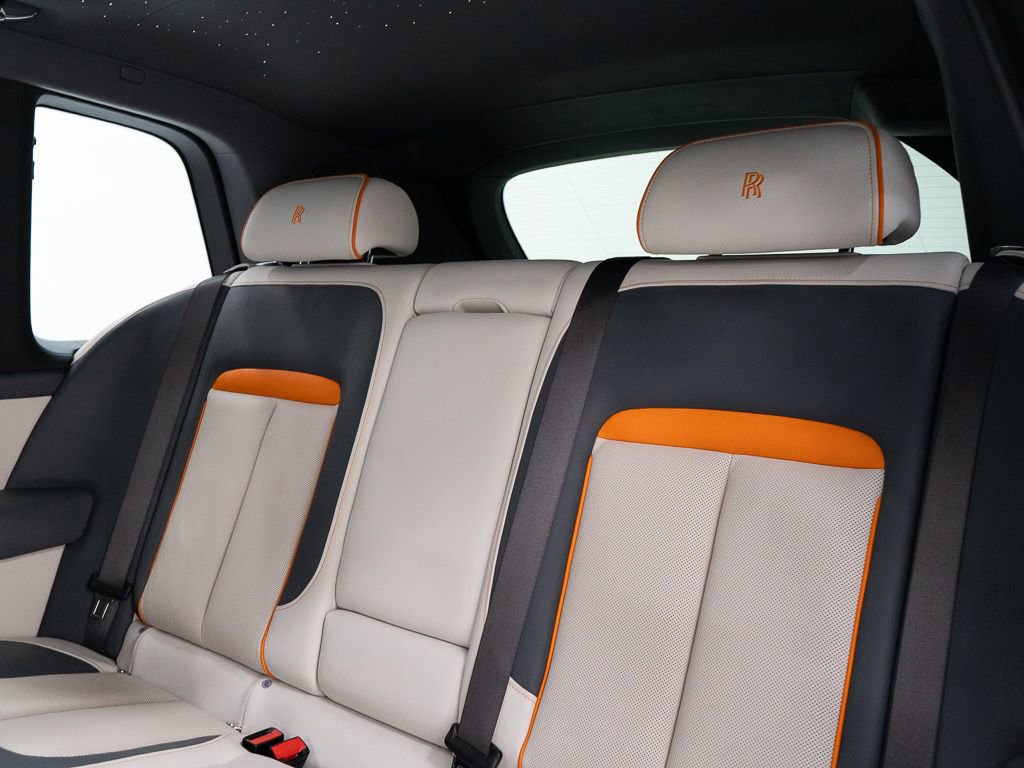 Certified 2023 Rolls-Royce Cullinan w/ Dark Exterior Package AWD/4WD image 26