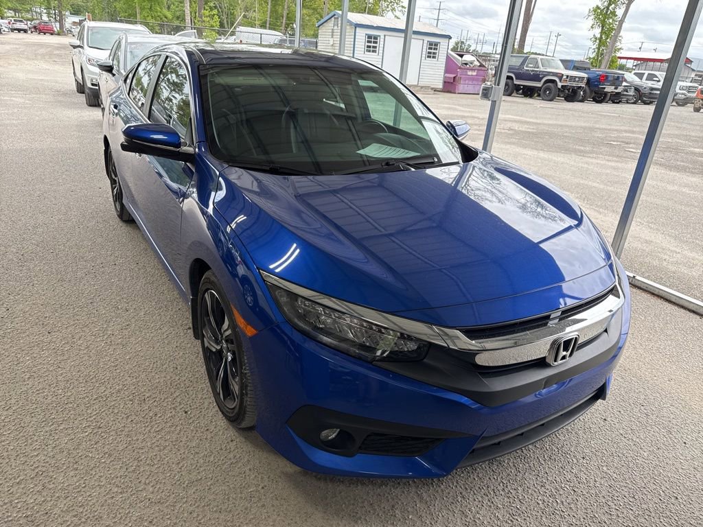 Used 2017 Honda Civic Touring video 2