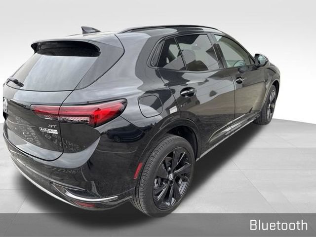 Used 2023 Buick Envision Essence w/ Sport Touring Package FWD image 7