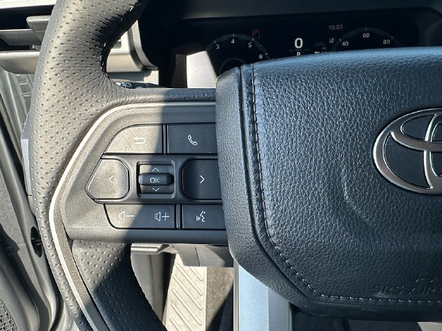 New 2026 Toyota 4Runner TRD Off-Road AWD/4WD image 23