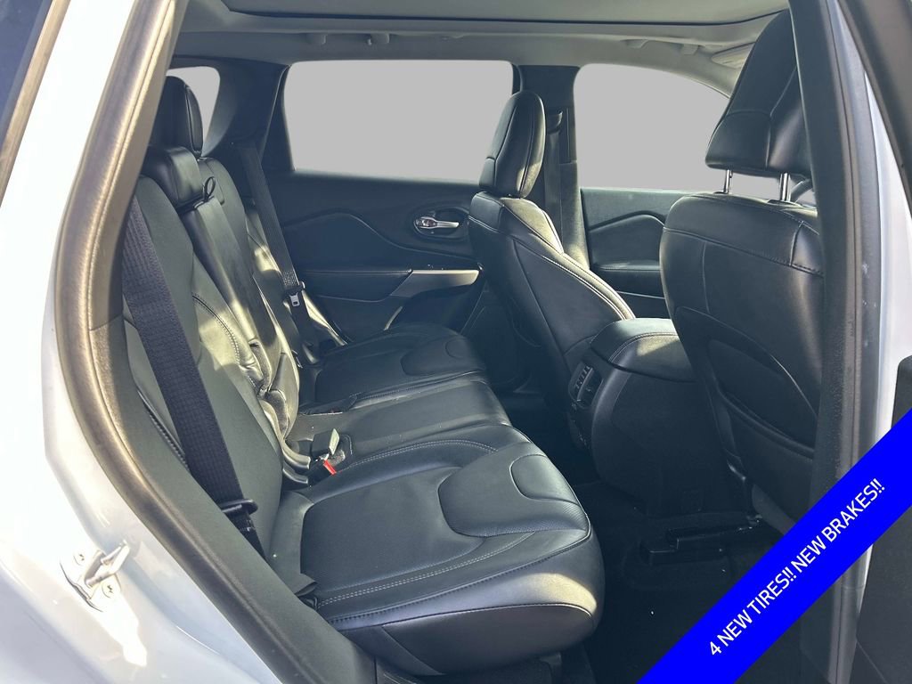 Certified 2021 Jeep Cherokee Limited w/ Elite Package image 15