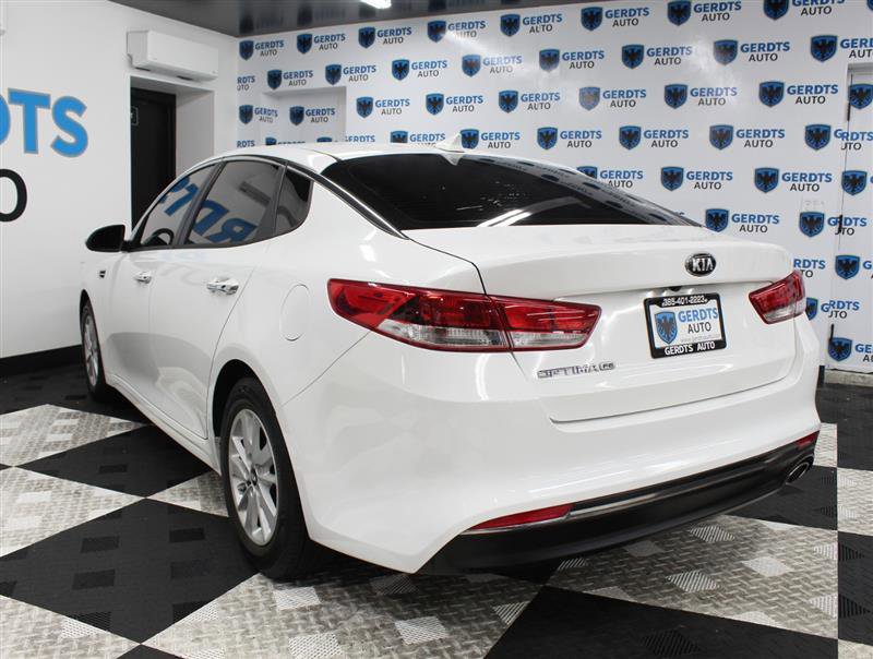 Used 2016 Kia Optima LX FWD image 2