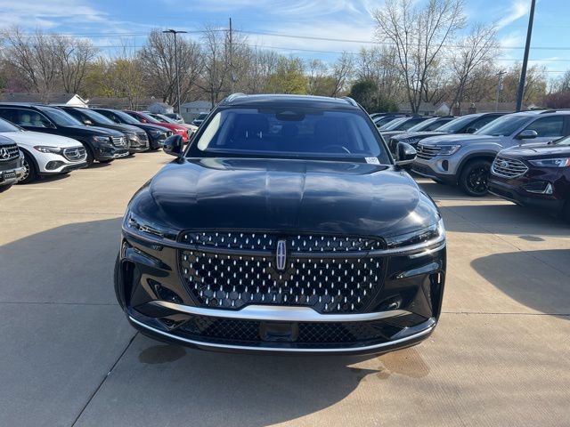 New 2026 Lincoln Nautilus Reserve AWD/4WD image 2