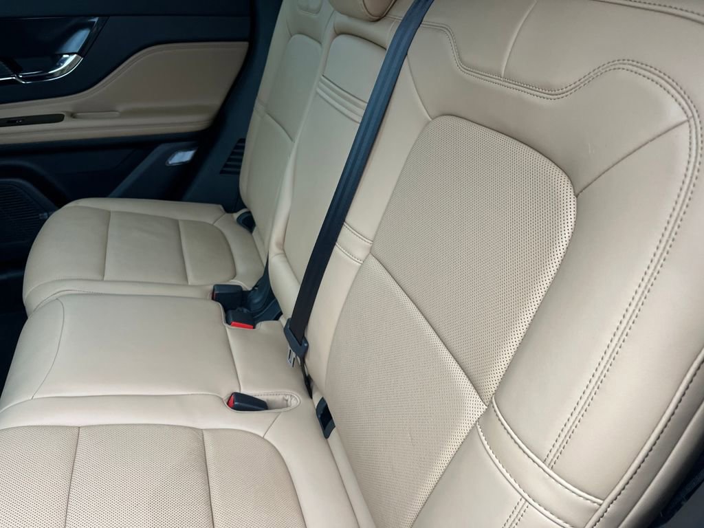 Certified 2022 Lincoln Corsair Reserve w/ Equipment Group 201A image 23