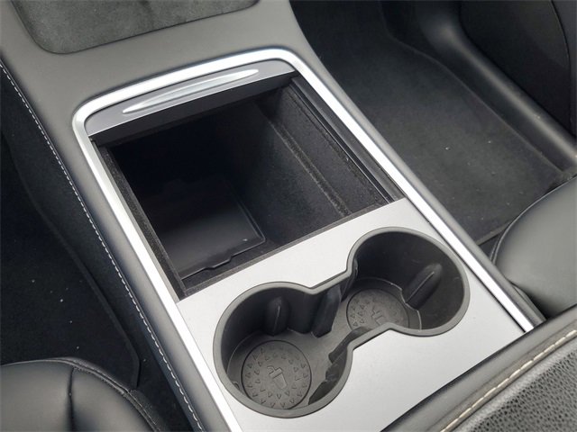 Used 2024 Tesla Model Y Long Range image 27