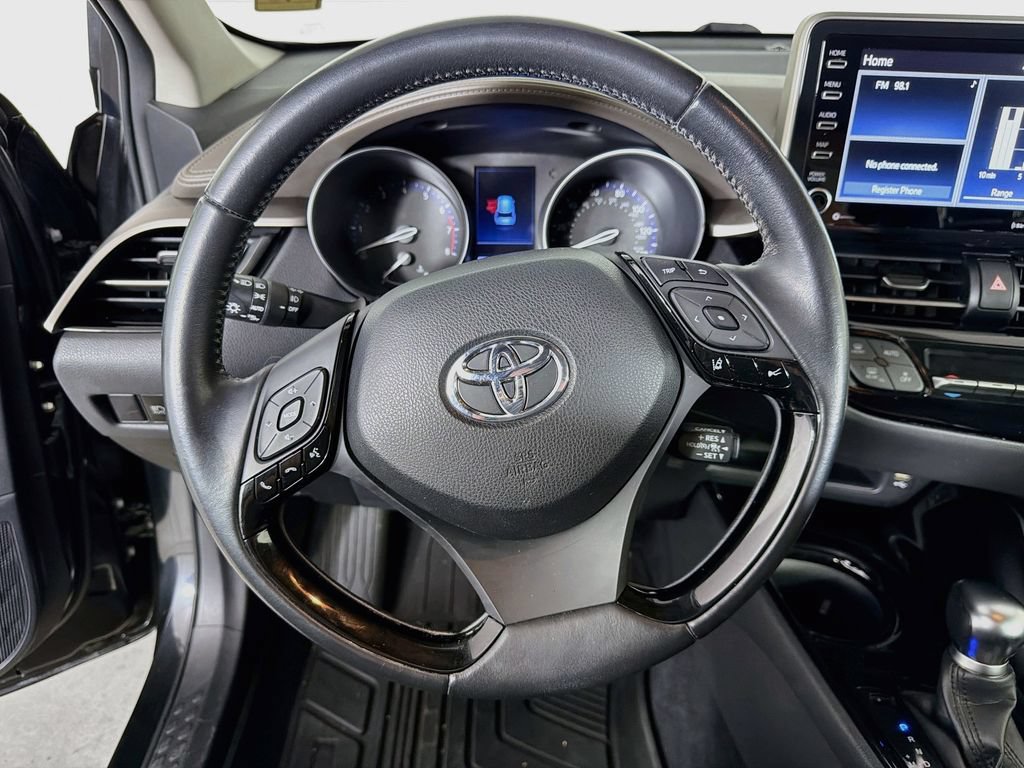 Used 2020 Toyota C-HR Limited FWD image 13