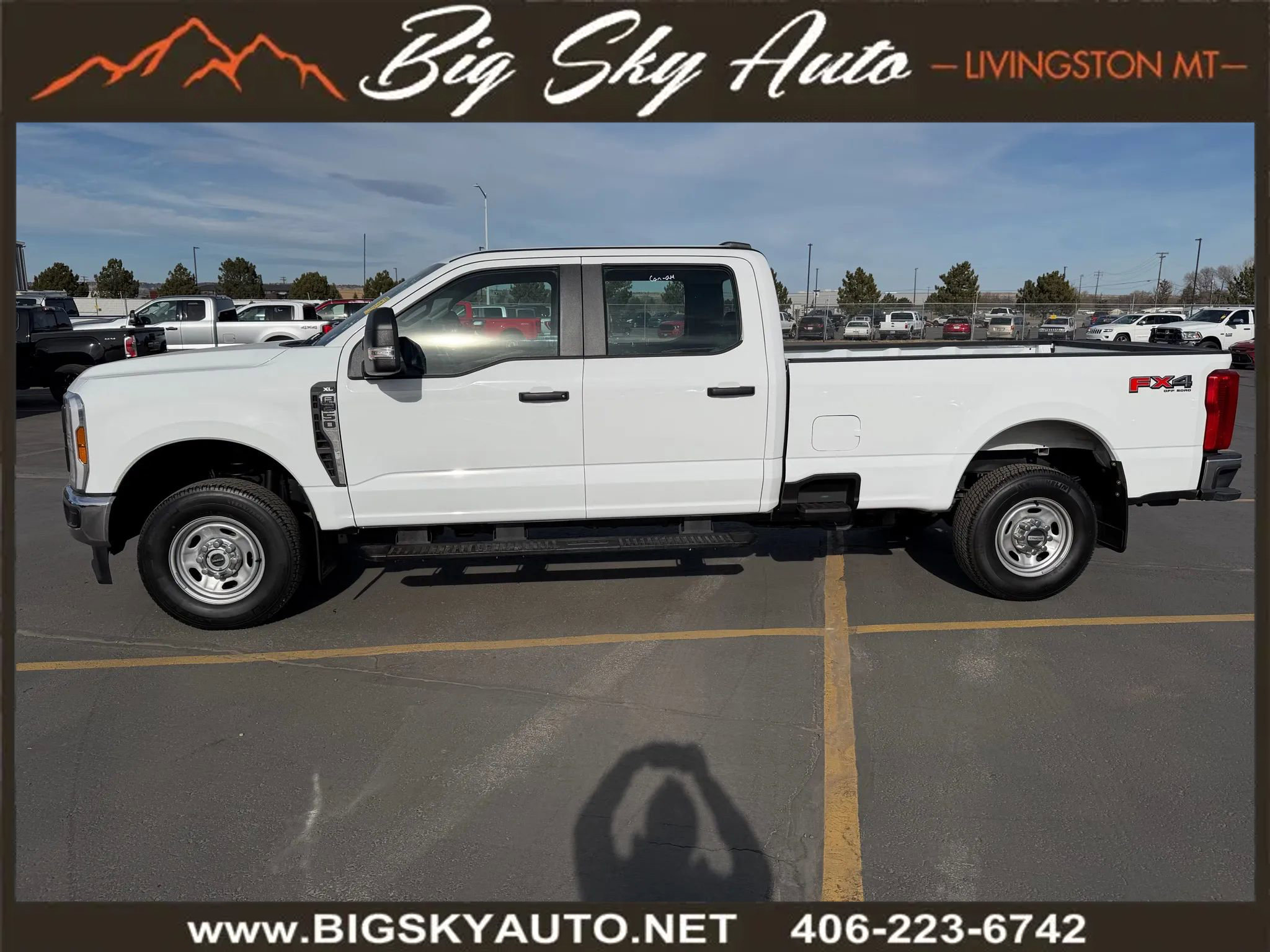 Used 2024 Ford F250 XL w/ XL Chrome Package image 3