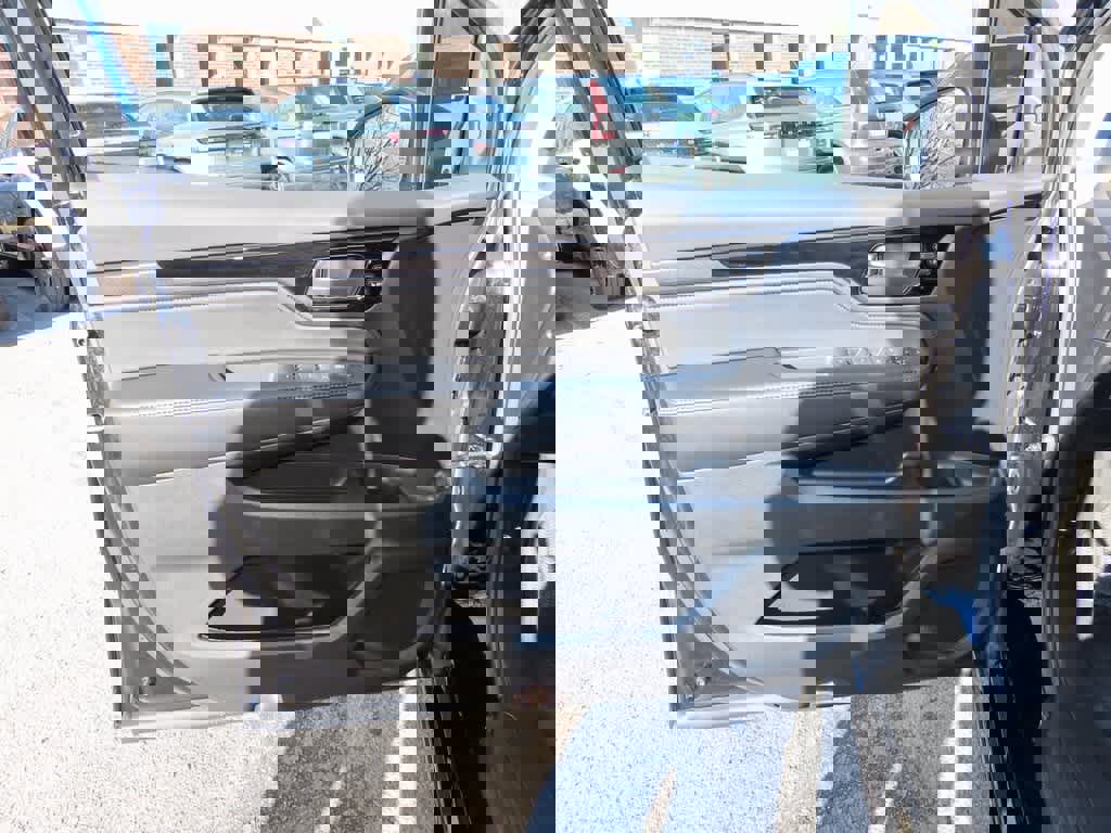 Certified 2025 Honda Odyssey Touring image 18