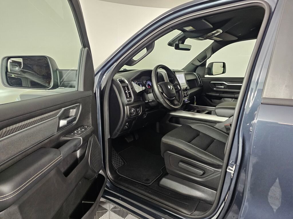 New 2026 RAM 1500 Big Horn AWD/4WD image 22