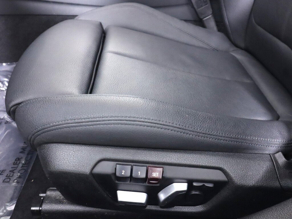 Used 2017 BMW 328d Sedan image 28