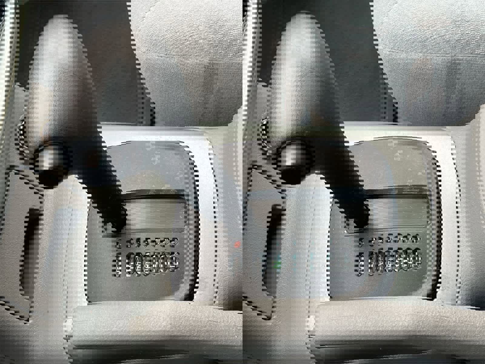 Used 2002 Mitsubishi Galant ES image 28