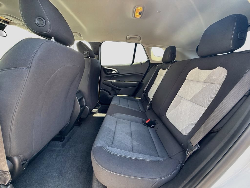 Used 2026 Chevrolet Trax LS FWD image 23
