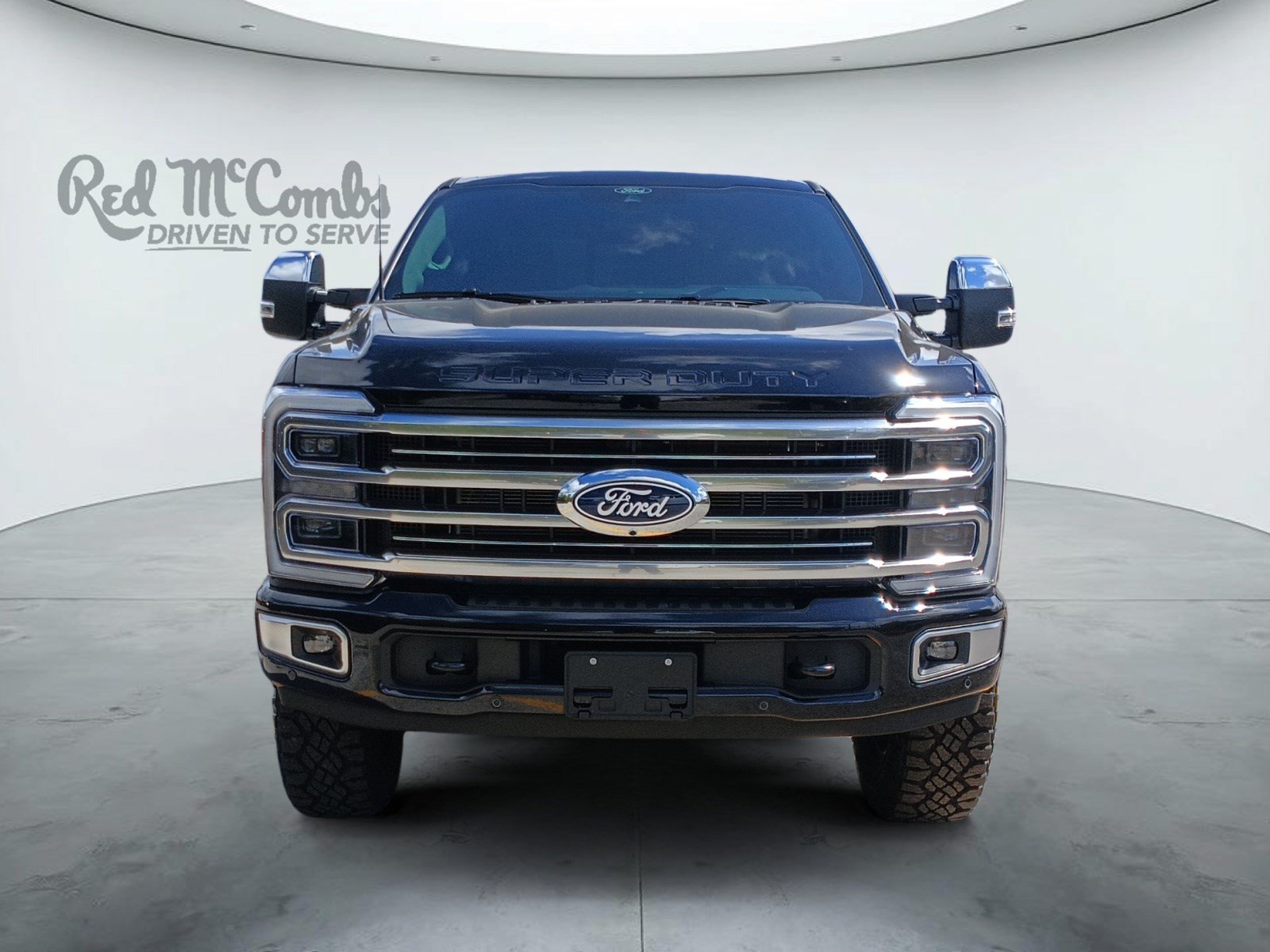 Used 2027 Ford F250 Platinum w/ Platinum Plus Package AWD/4WD image 2