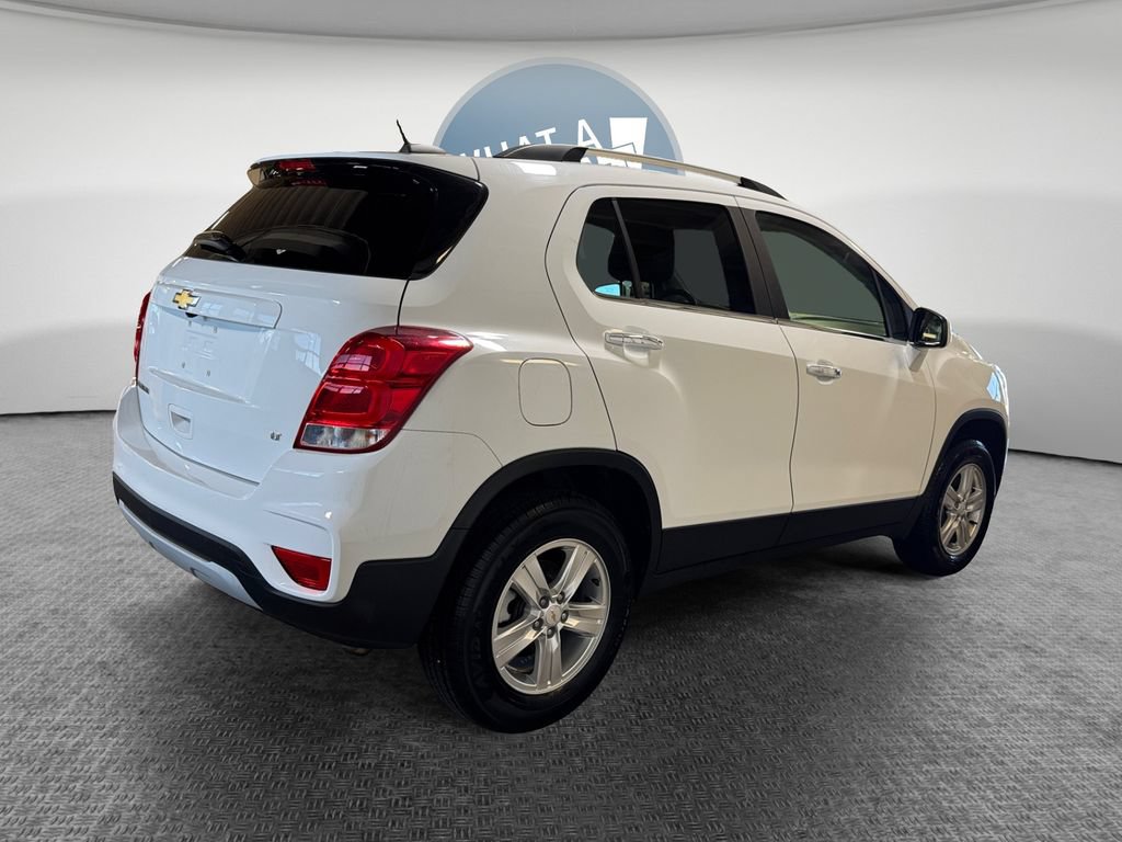 Used 2019 Chevrolet Trax LT w/ LT Convenience Package AWD/4WD image 3