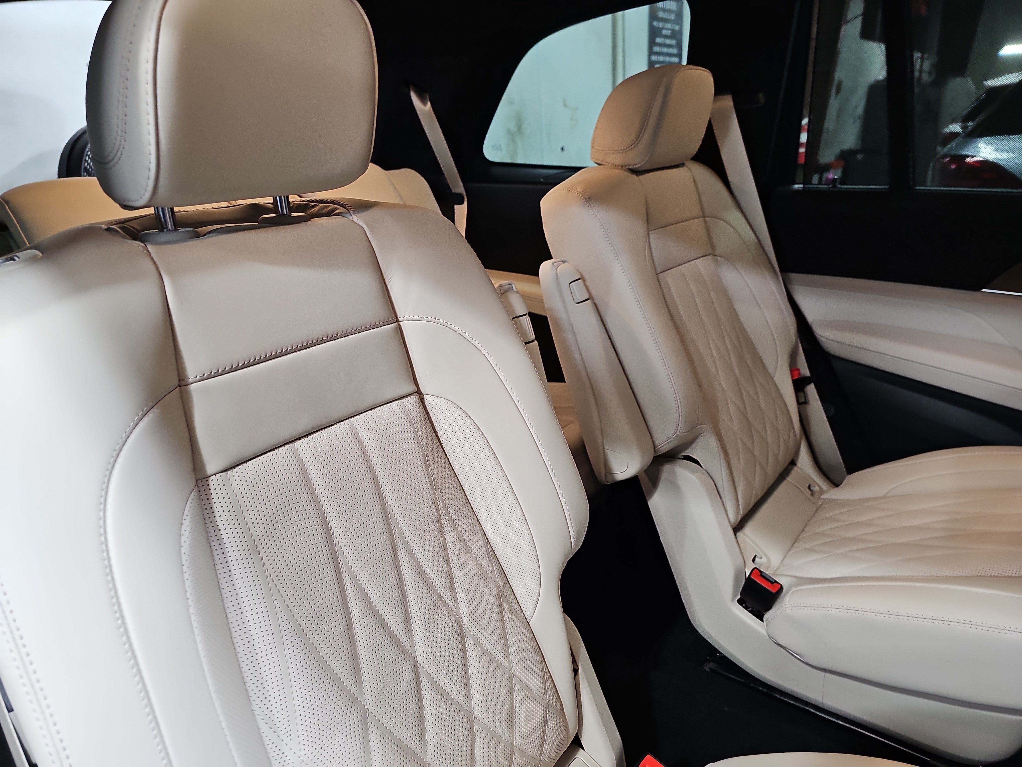 New 2026 Mercedes-Benz GLS 63 AMG 4MATIC image 12