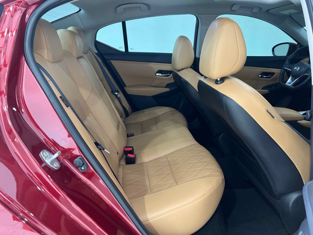 Used 2022 Nissan Sentra SV w/ SV Premium Package FWD image 24