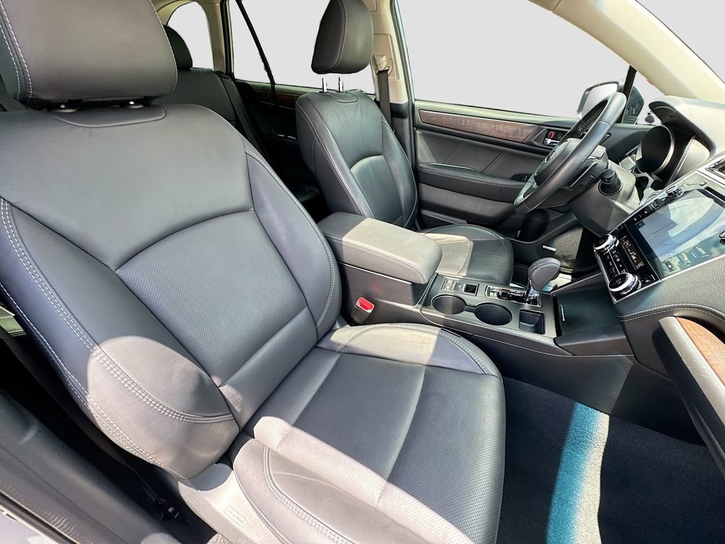 Used 2019 Subaru Outback 3.6R Limited w/ Popular Package #2 AWD/4WD image 37