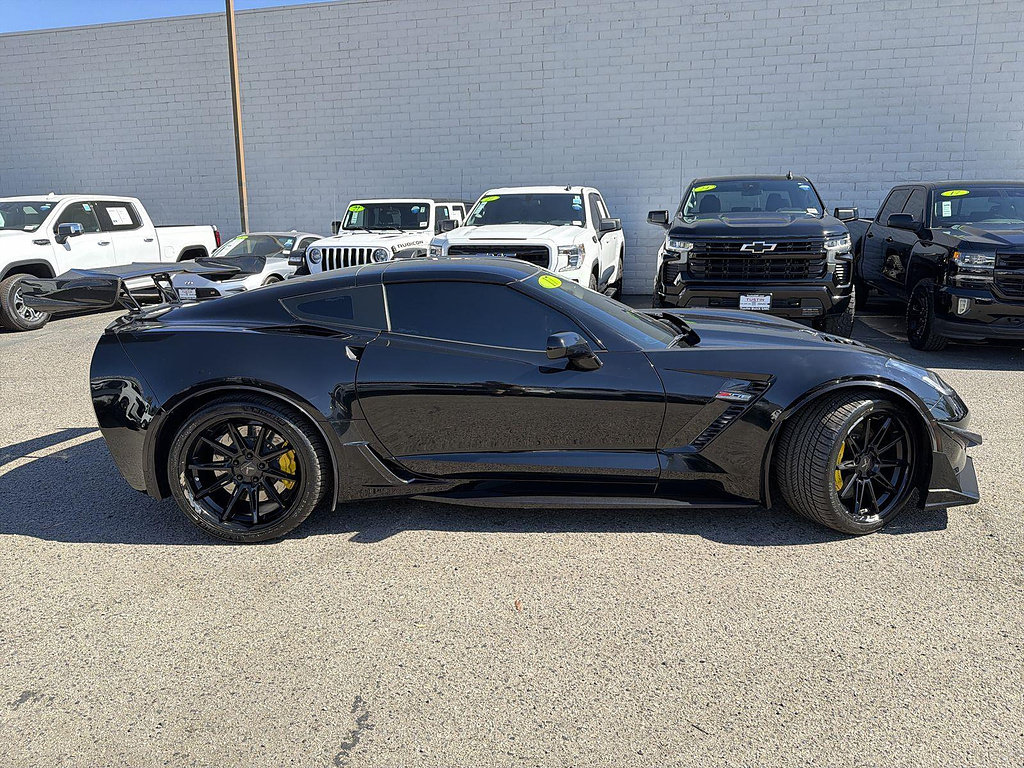 Used 2017 Chevrolet Corvette Z06 RWD image 4