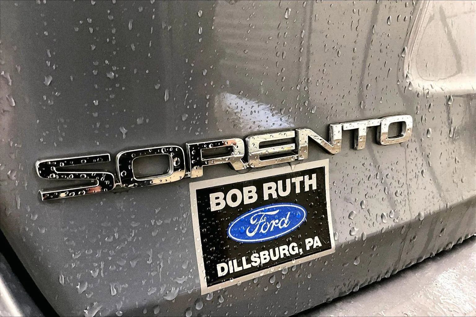 Used 2020 Kia Sorento S image 14