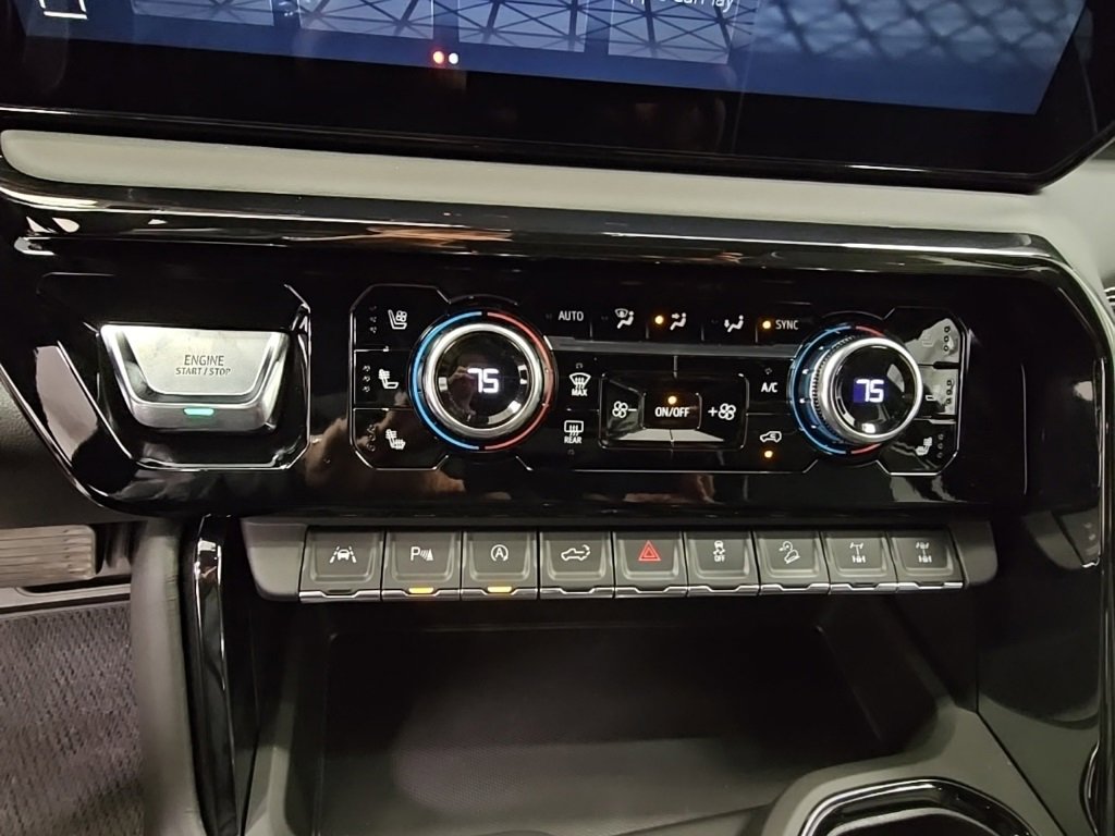 Used 2024 GMC Sierra 1500 AT4X image 19