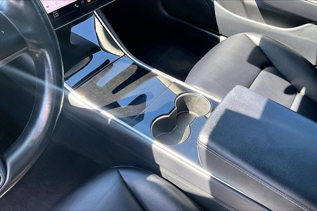 Used 2018 Tesla Model 3 Long Range RWD image 14