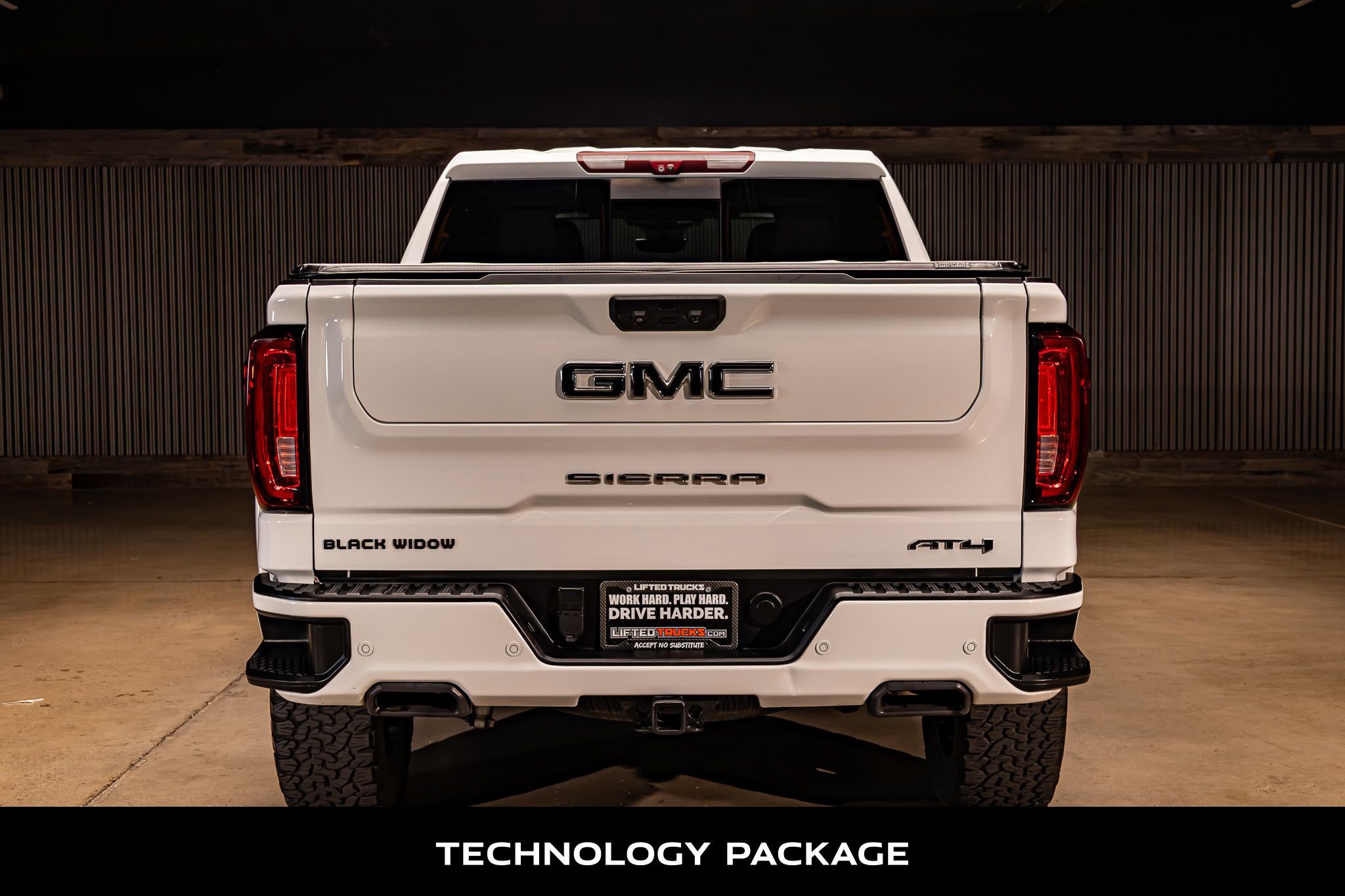 Used 2023 GMC Sierra 1500 AT4 w/ AT4 Premium Package image 7