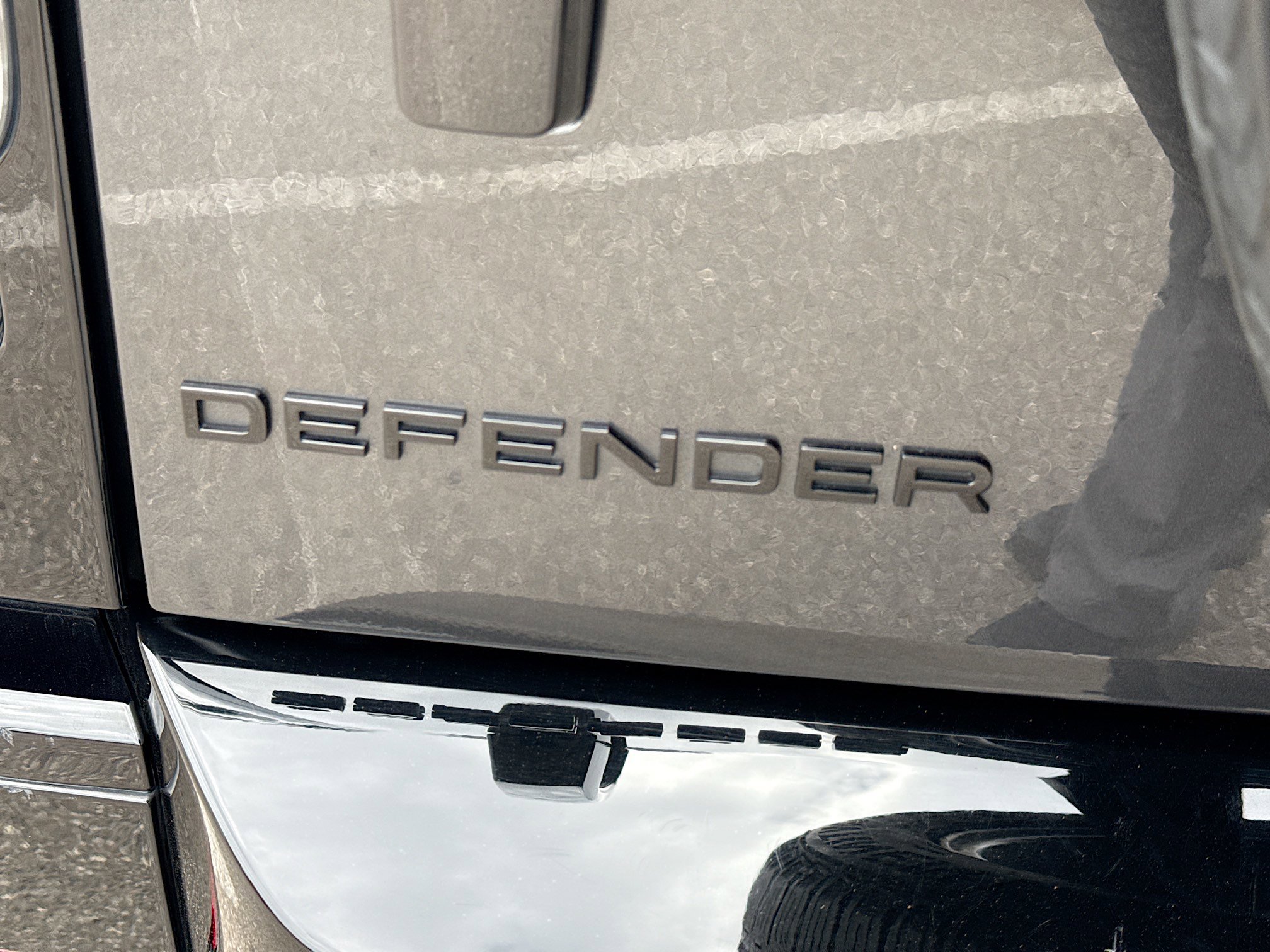 Used 2023 Land Rover Defender 90 V8 image 11