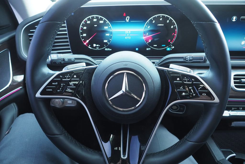 Used 2025 Mercedes-Benz GLE 350 4MATIC w/ AMG Line Exterior image 28