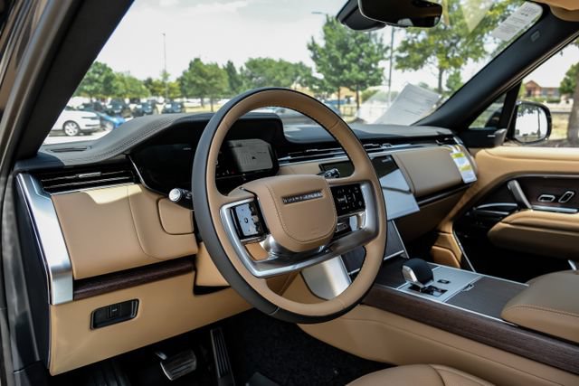 New 2026 Land Rover Range Rover SE AWD/4WD image 3
