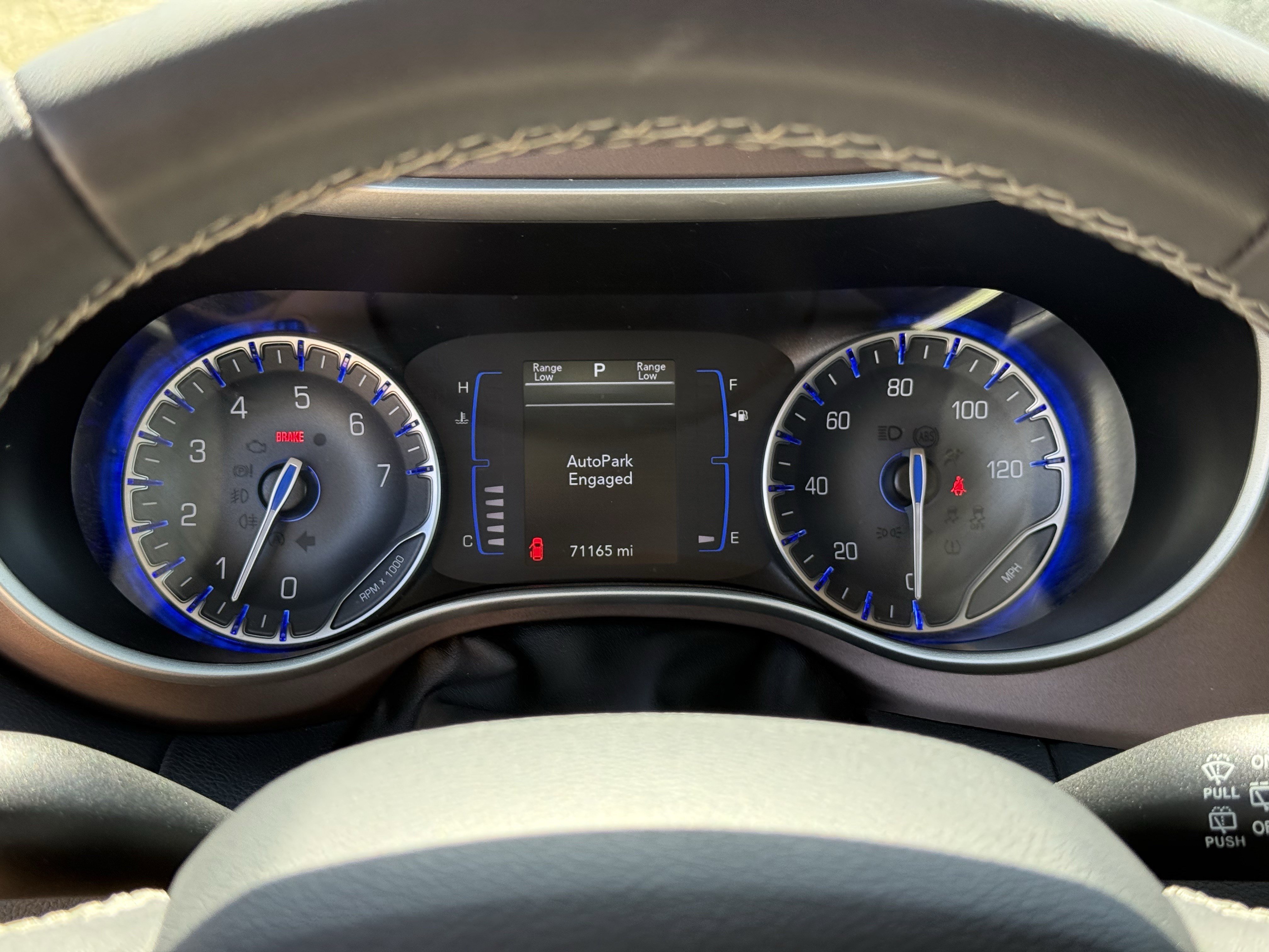 Used 2023 Chrysler Voyager LX image 18