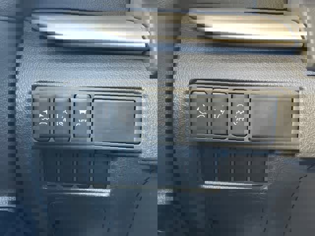 Used 2024 Mitsubishi Eclipse Cross LE image 26