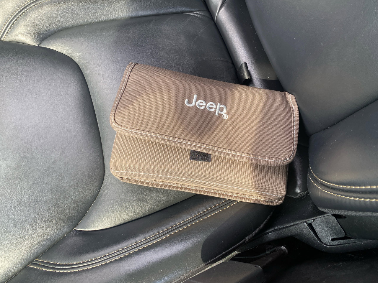 Used 2017 Jeep Cherokee Limited image 20