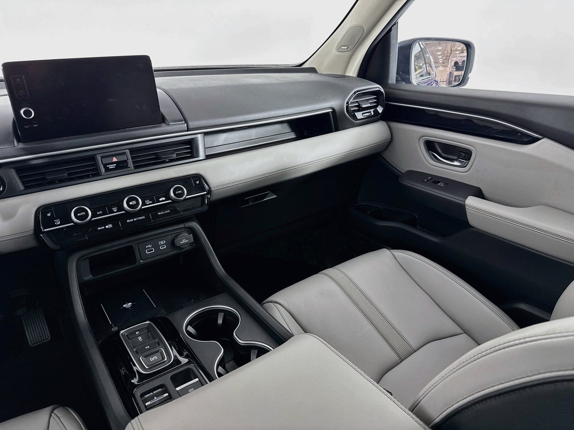Certified 2023 Honda Pilot Touring image 25