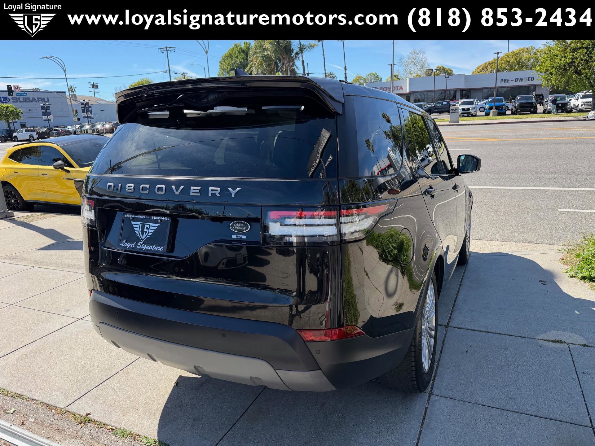 Used 2017 Land Rover Discovery SE image 7