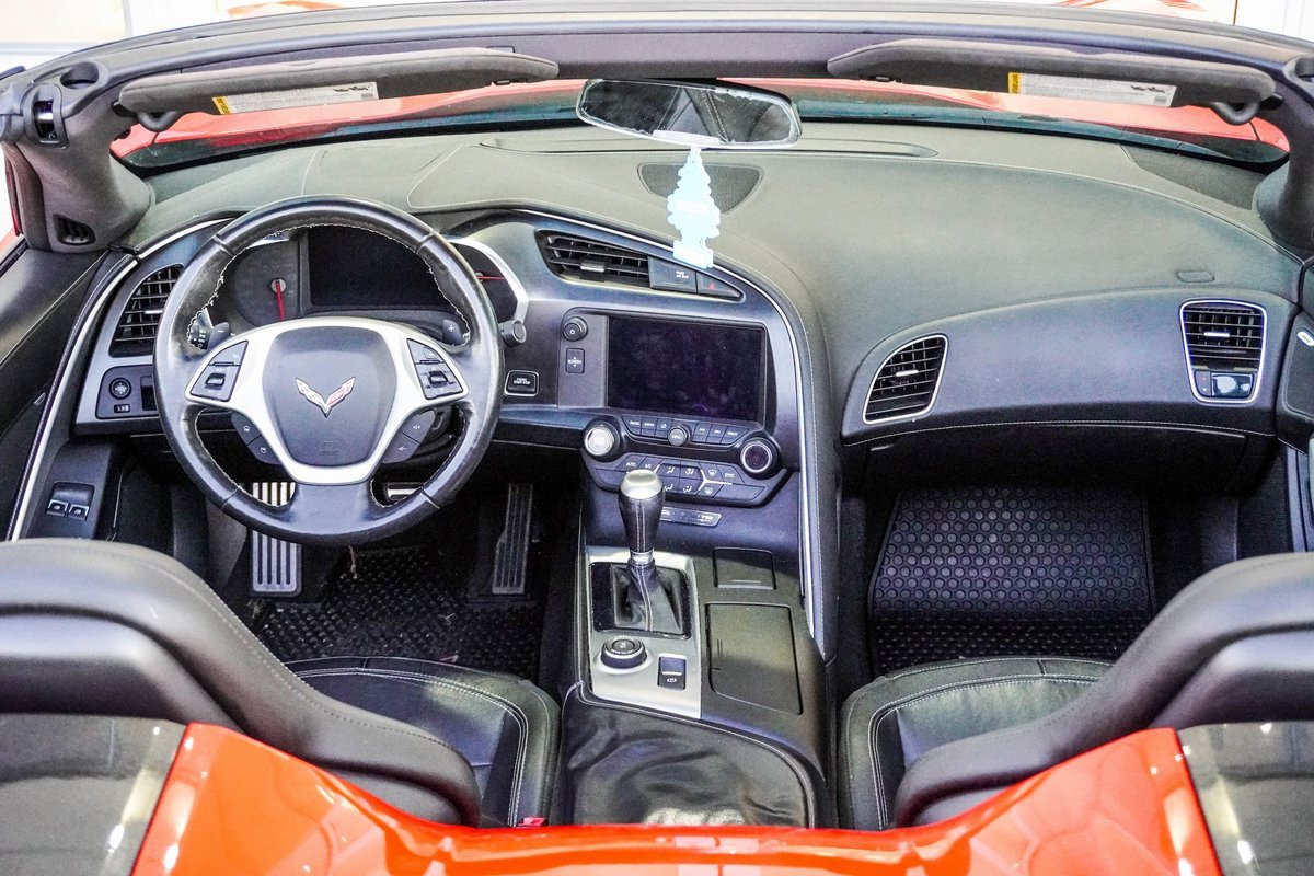 Used 2014 Chevrolet Corvette Stingray Convertible image 13