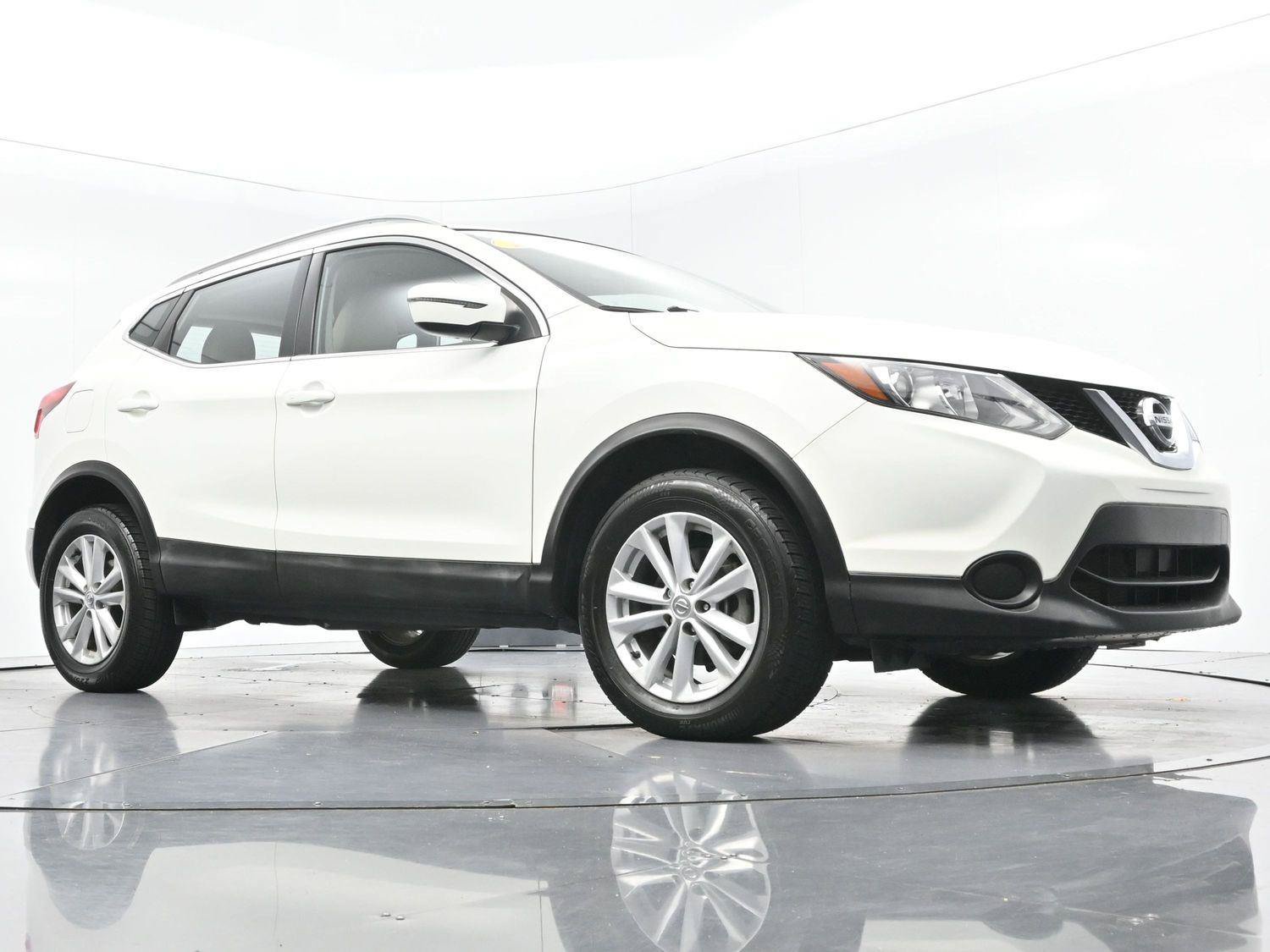 Used 2017 Nissan Rogue Sport SV FWD image 43