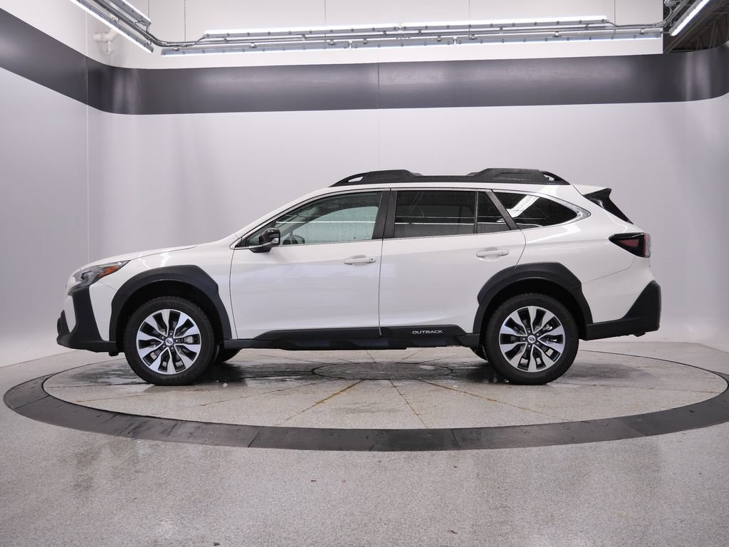 Used 2024 Subaru Outback Limited AWD/4WD image 2