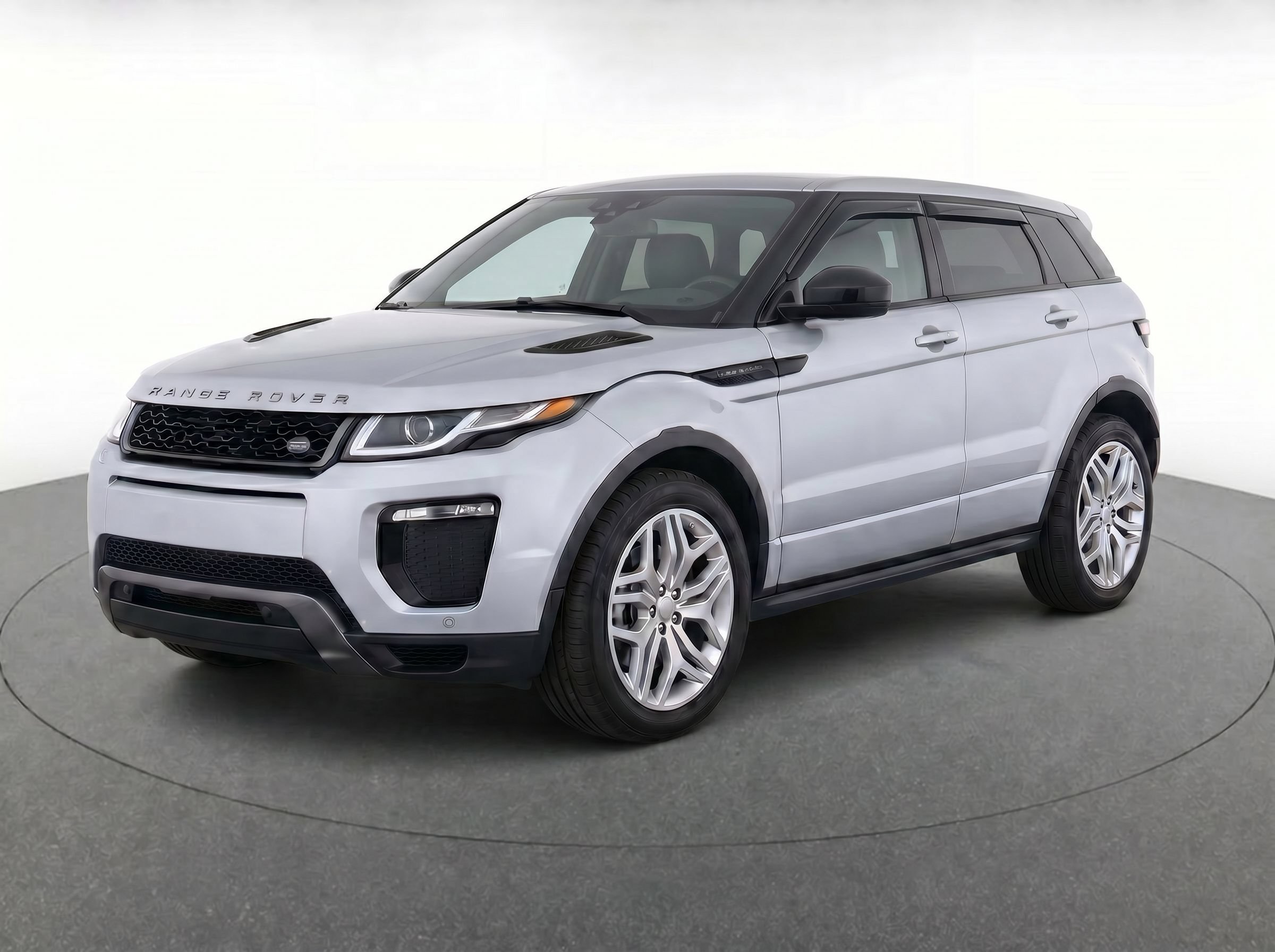 Used 2018 Land Rover Range Rover Evoque HSE Dynamic AWD/4WD image 1