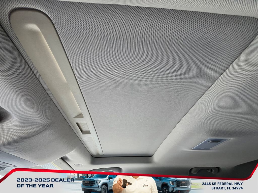 Used 2019 Buick Encore Essence w/ Experience Buick Package FWD image 34