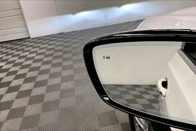Used 2023 Buick Enclave Essence FWD image 37