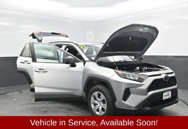 Used 2021 Toyota RAV4 LE AWD/4WD image 41